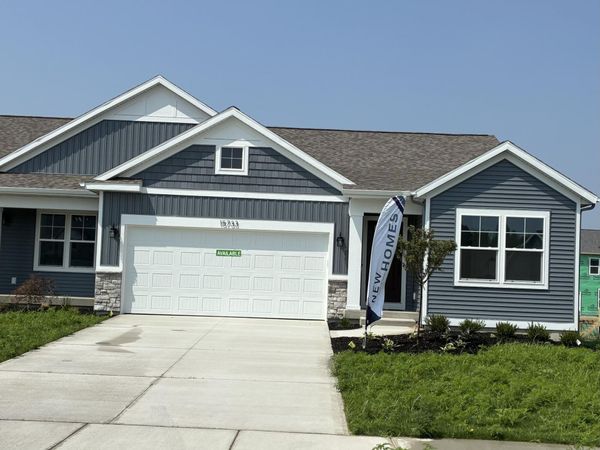 15733 Hawley Drive, Unit 31, Grand Haven, MI 49417