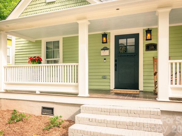 518 W Sharpe Street , Statesville, NC 28677