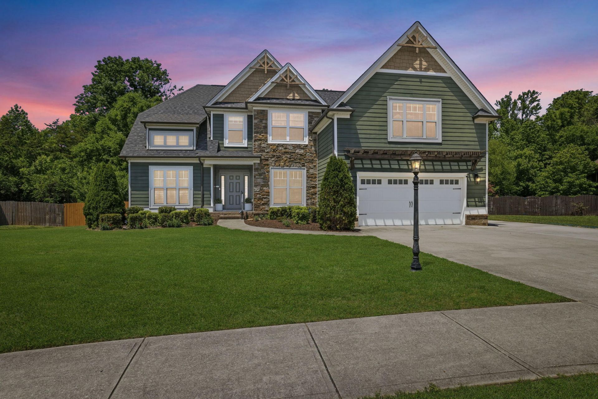 6727 Neville Drive, Ooltewah, TN 37363 Main Photo