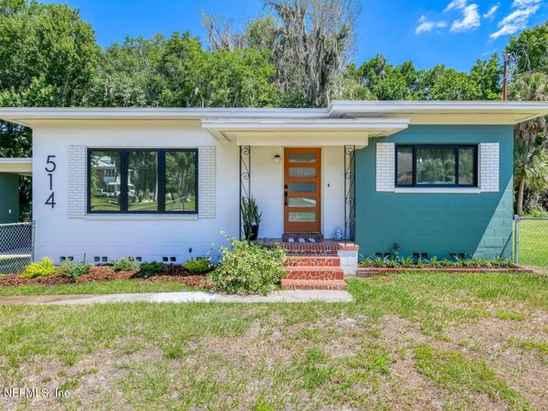 514 MULHOLLAND, Palatka, FL 32177