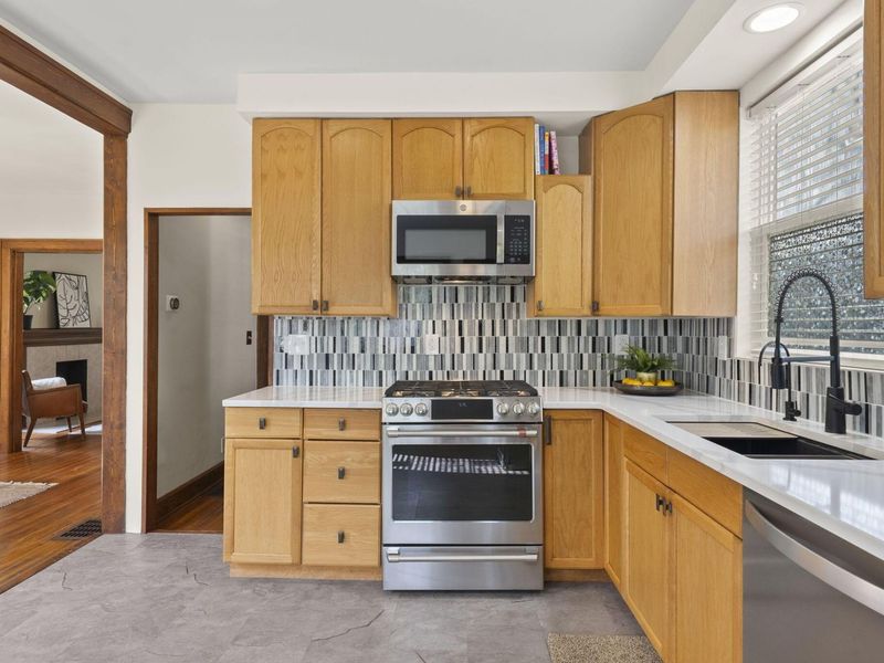 191 Brighton Road, Columbus, OH 43202 Photo 14