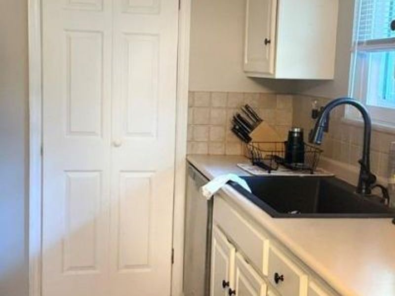 7404 Maringo Drive, Huber Heights, OH 45424 Photo 7