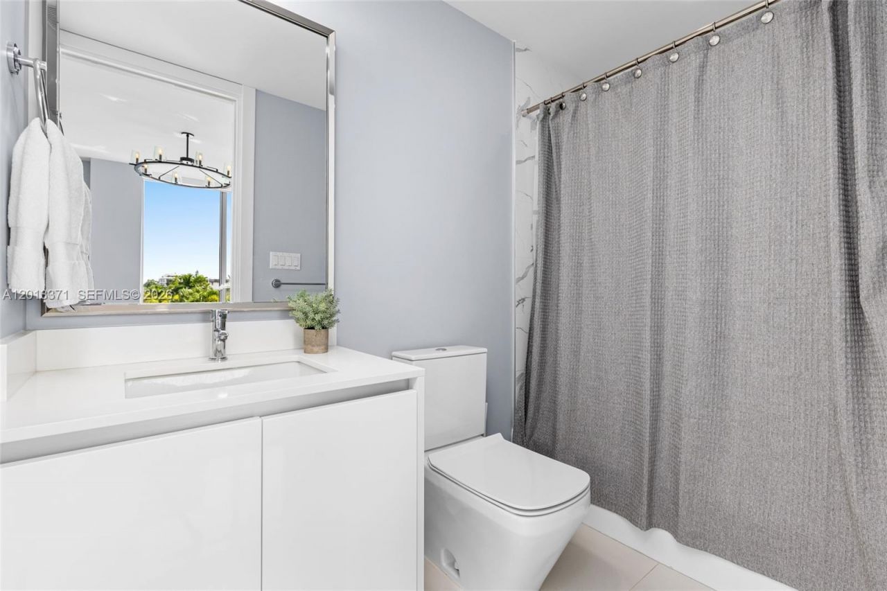 133 Isle Of Venice Dr , Unit 4B, Fort Lauderdale, FL 33301 Photo