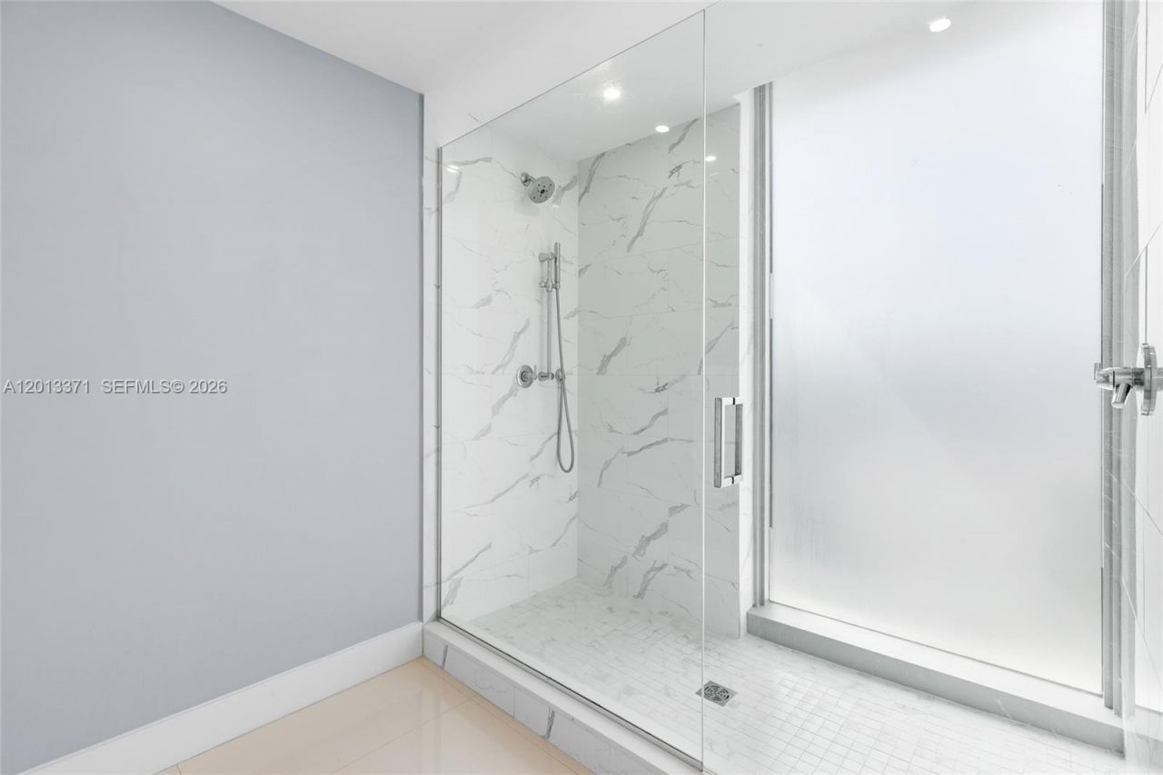 133 Isle Of Venice Dr , Unit 4B, Fort Lauderdale, FL 33301 Photo