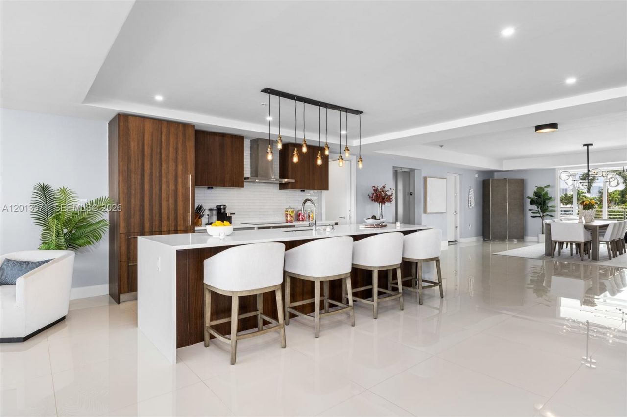 133 Isle Of Venice Dr , Unit 4B, Fort Lauderdale, FL 33301 Photo