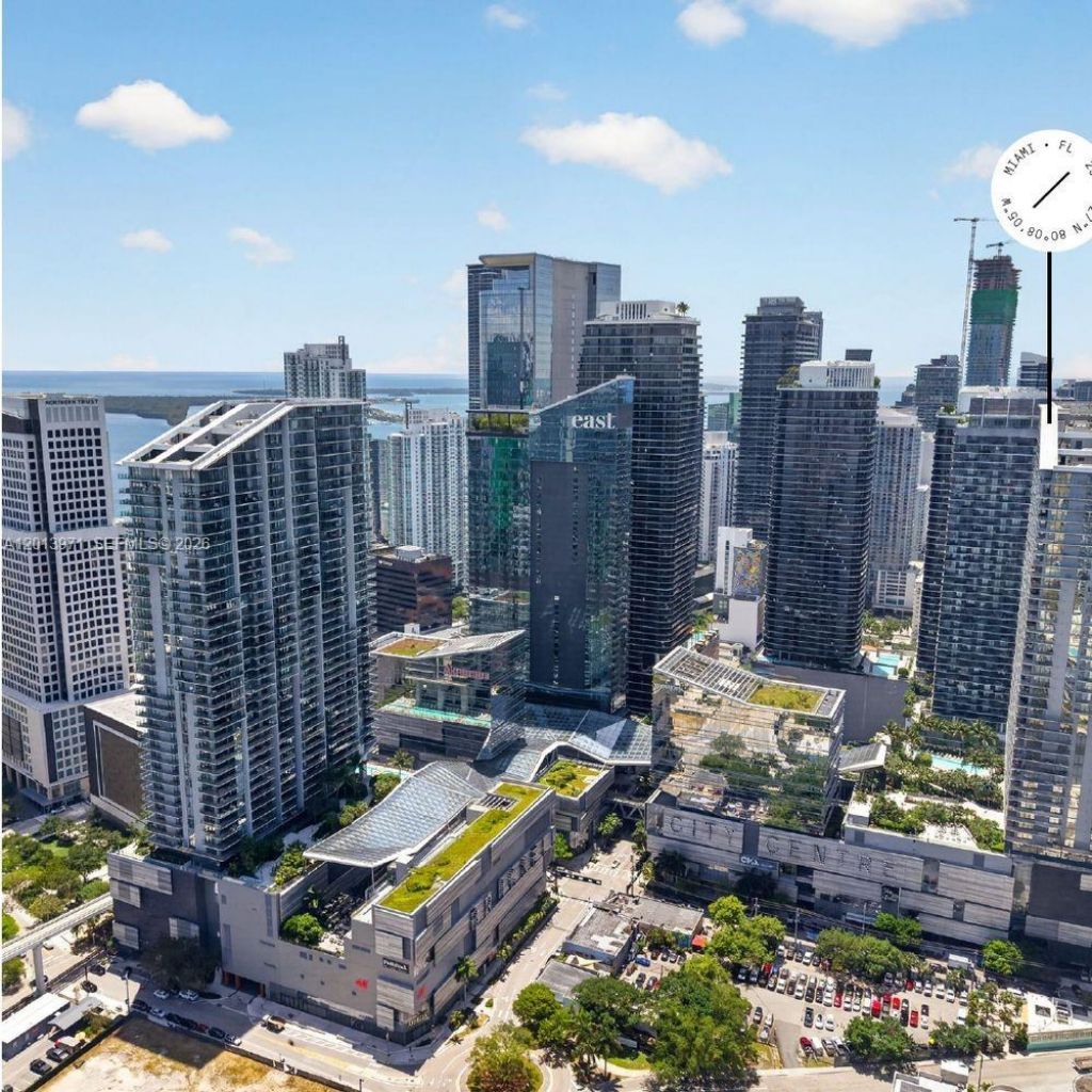88 SW 7th St , Unit 1012, Miami, FL 33130 Photo