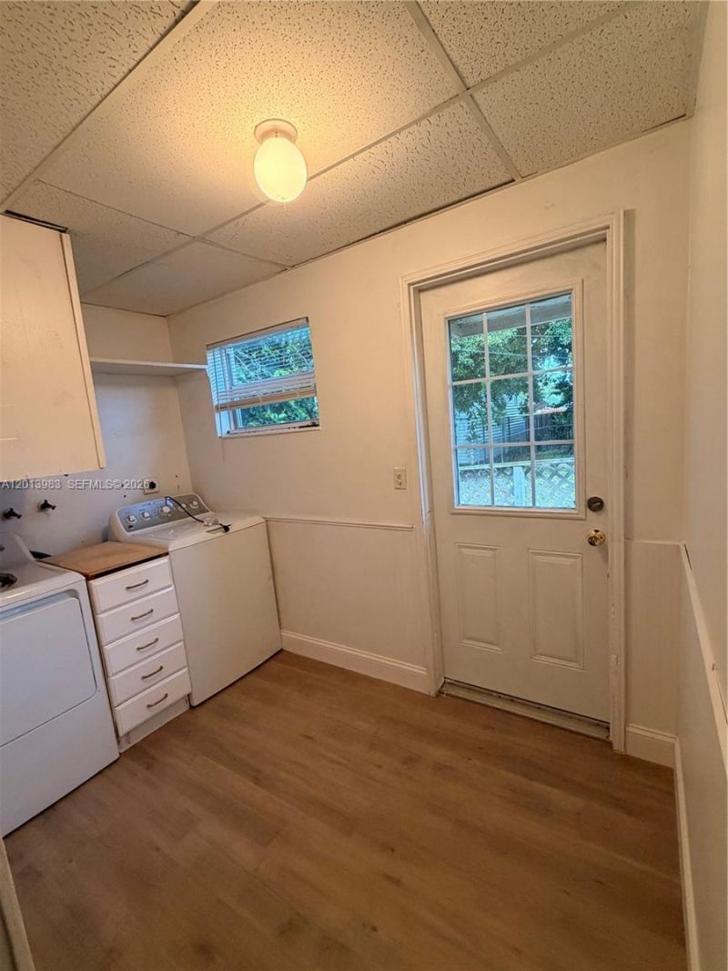 371 SW 67th Ter, Pembroke Pines, FL 33023 Photo