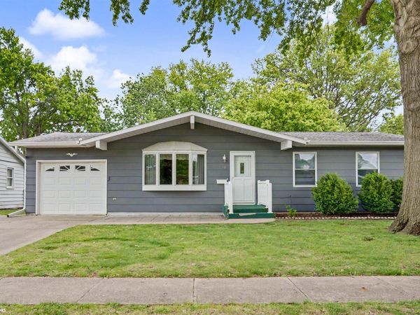 710 Broadway Street, West Burlington, IA 52655