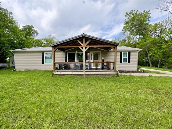 1981 SW State Route 2 Highway, Garden City, MO 64747