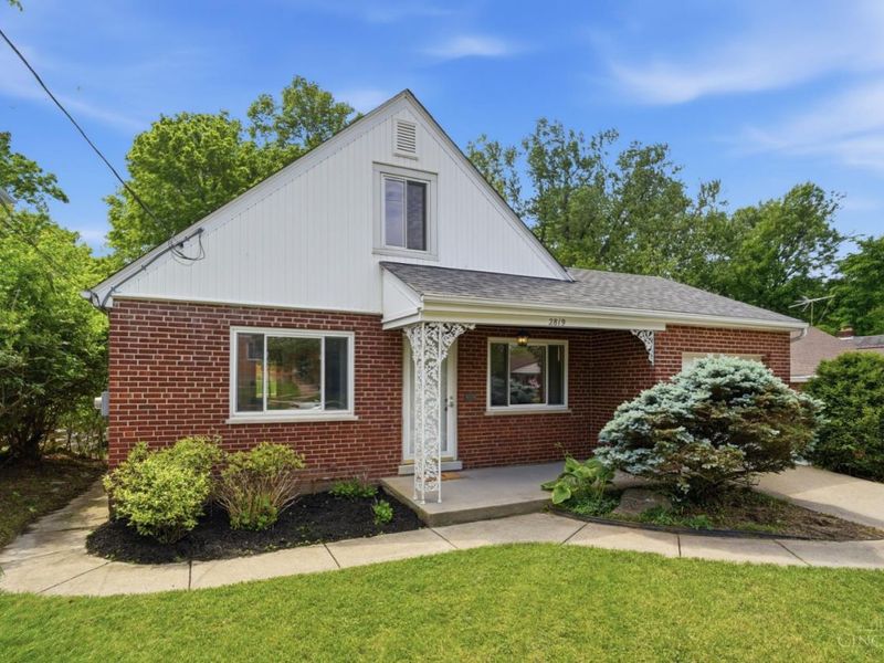 2819 Cortelyou Place, Cincinnati, OH 45213 Photo 3