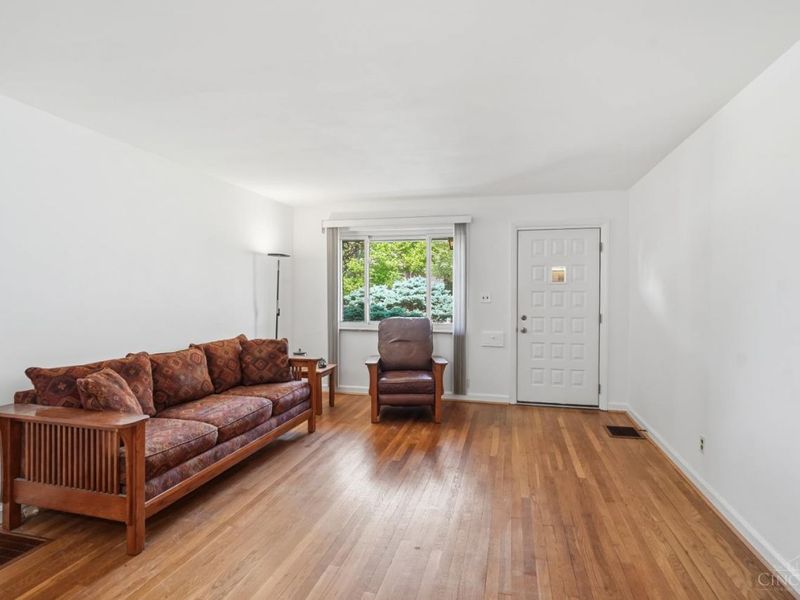 2819 Cortelyou Place, Cincinnati, OH 45213 Photo 7