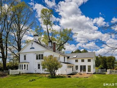 28 Cole, Sharon, CT 06069