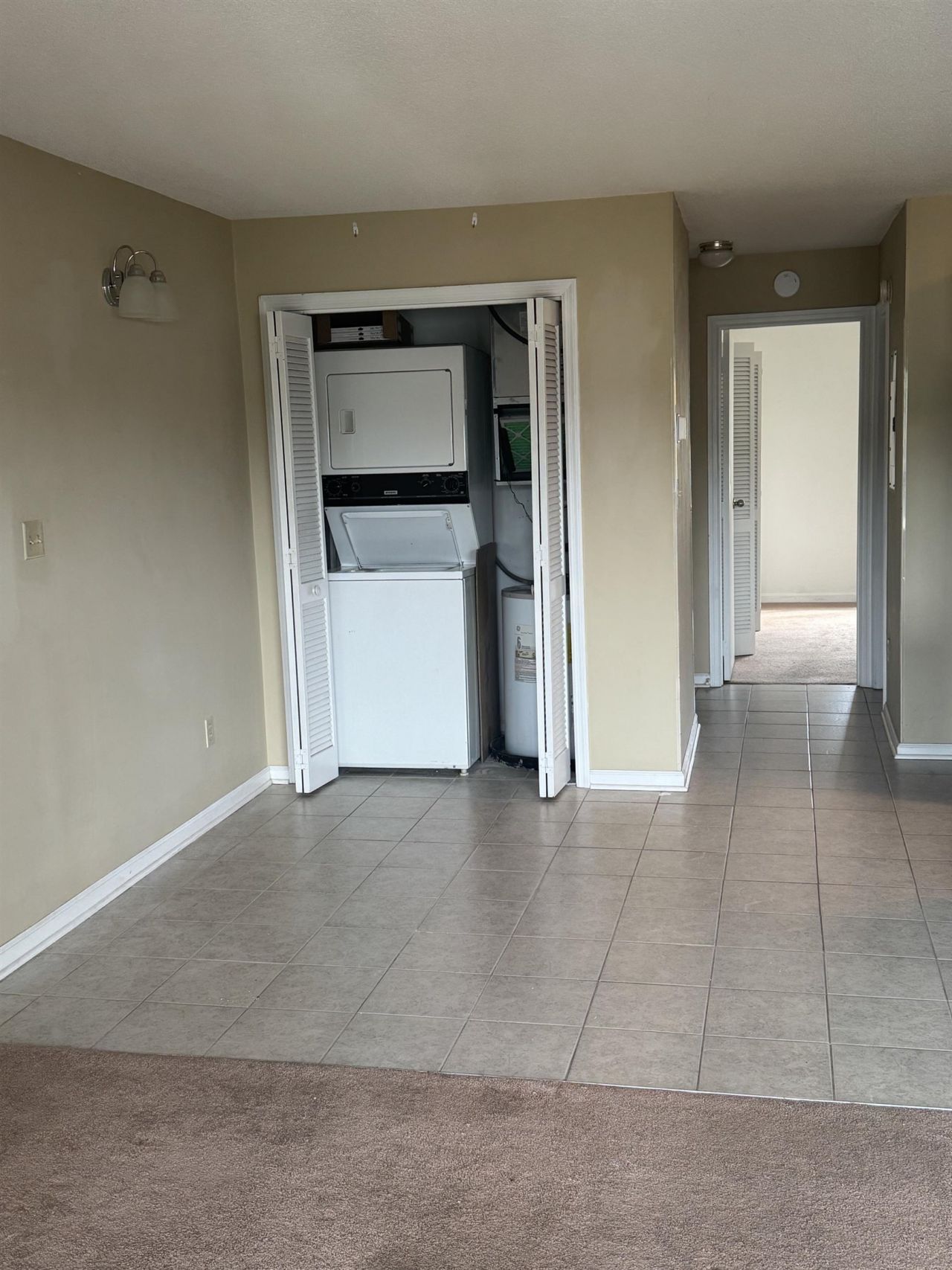 1881 Golf Colony Dr.  Photo 8