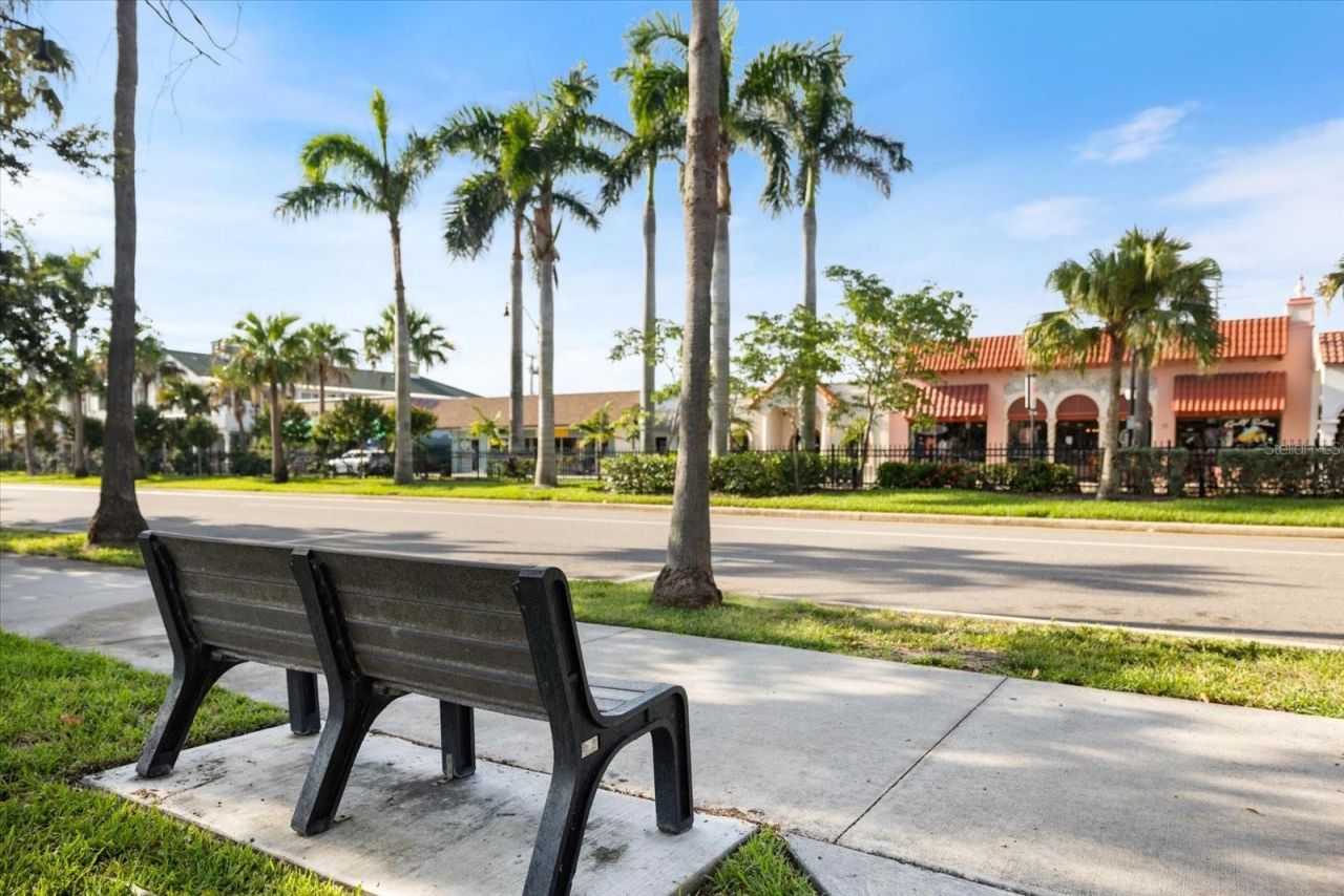 801 Montrose Drive, Unit 202, Venice, FL 34293 Photo