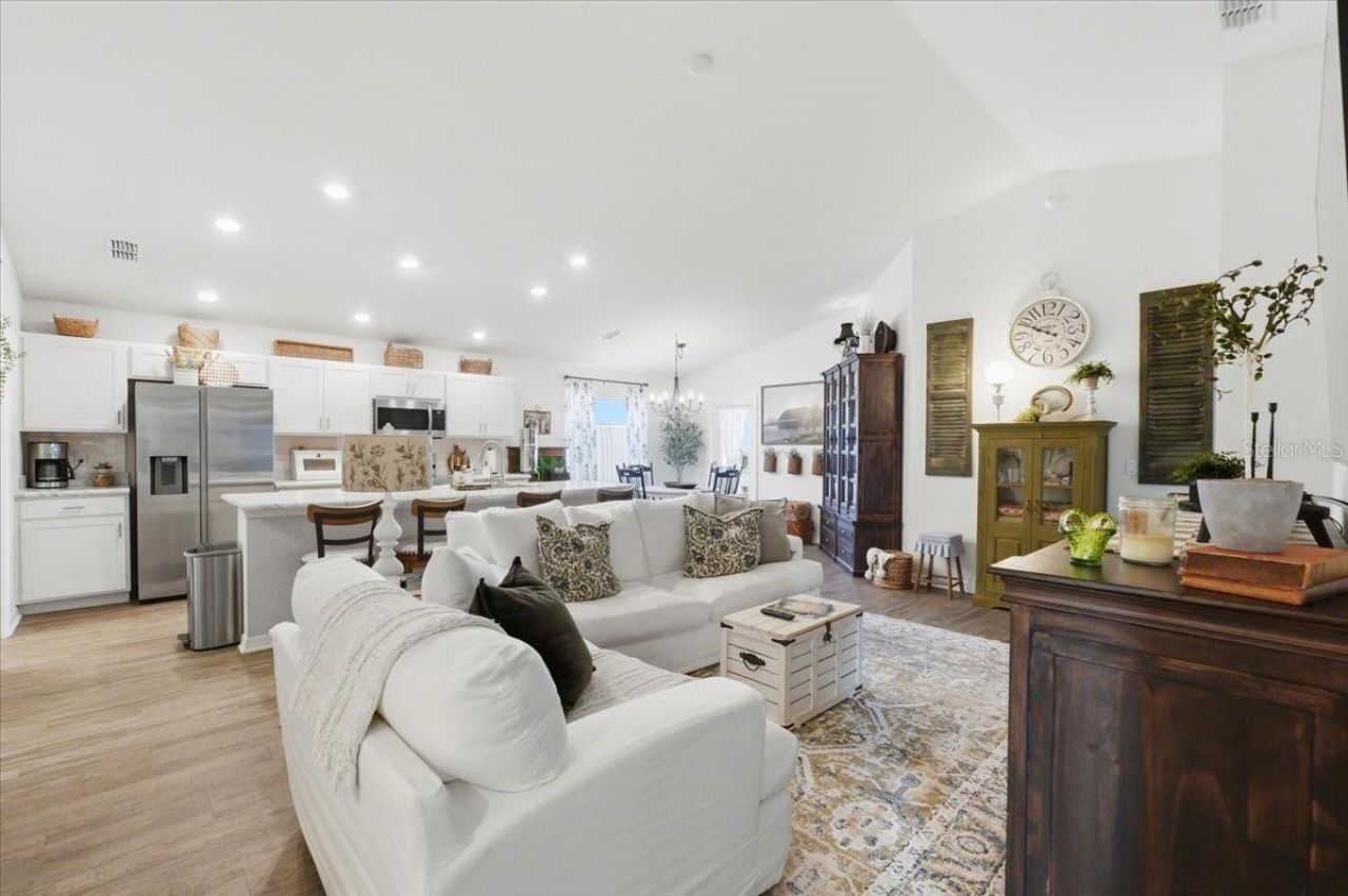 3894 Willow Ridge Drive , Lakeland, FL 33810 Photo