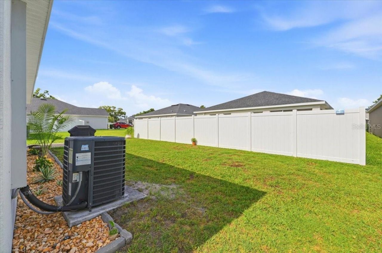3894 Willow Ridge Drive , Lakeland, FL 33810 Photo