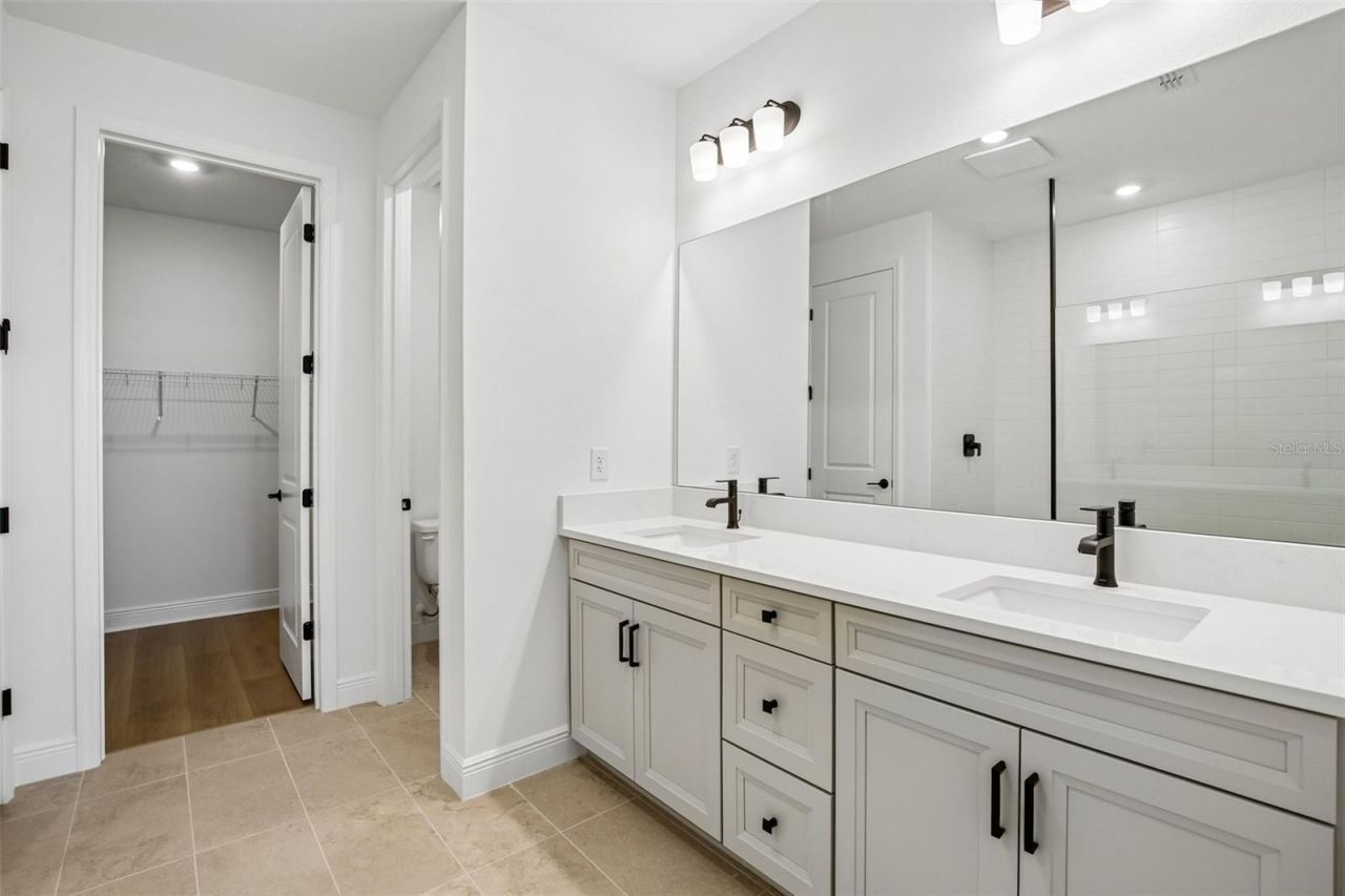8225 Seaflower Parkway, Bradenton, FL 34210 Photo