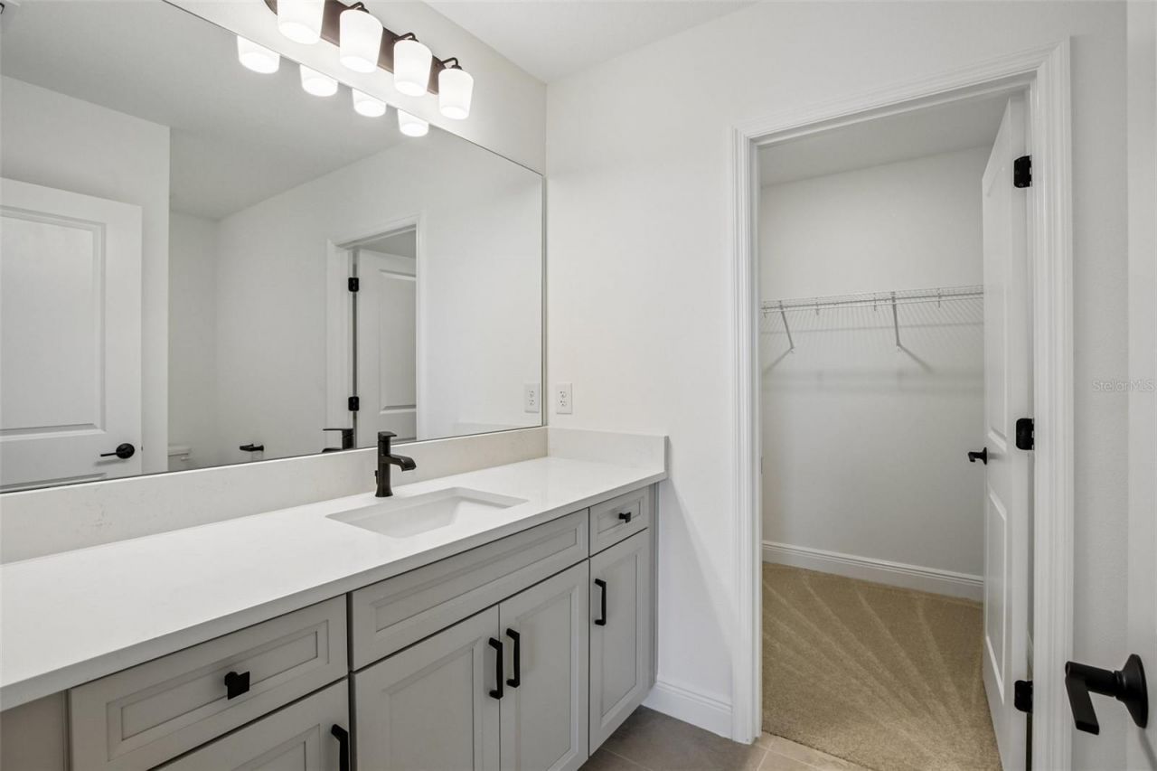8225 Seaflower Parkway, Bradenton, FL 34210 Photo