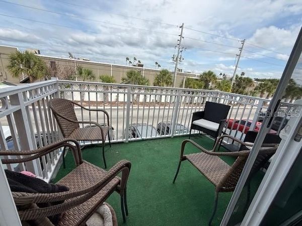 444 BANYON TREE CIRCLE, Unit 202, MAITLAND, FL 32751