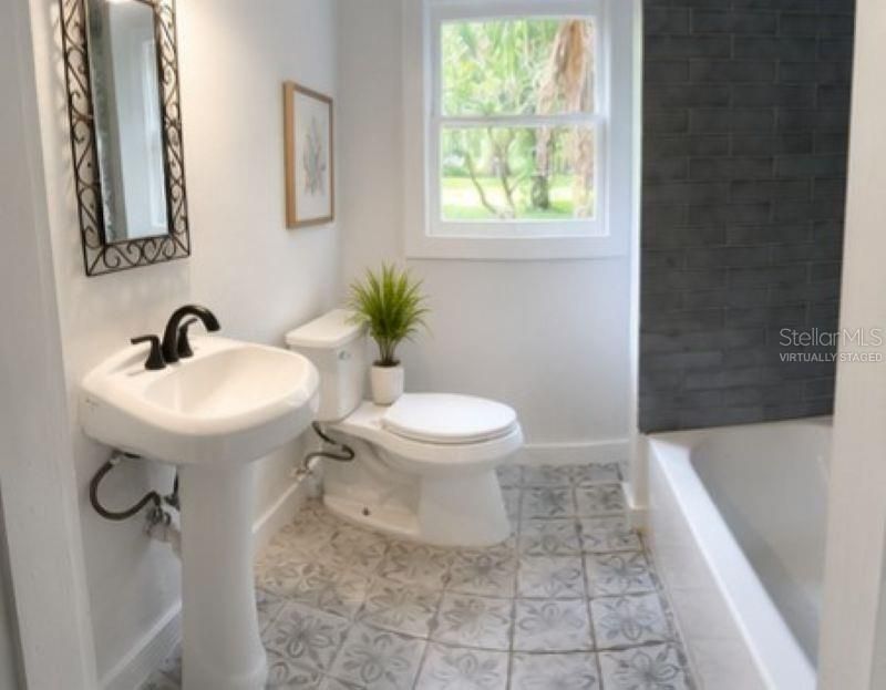 1714 2nd Avenue E, Bradenton, FL 34208 Photo