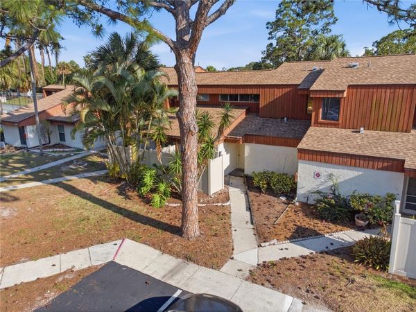 2058 SUNSET POINT ROAD , Unit 15, CLEARWATER, FL 33765