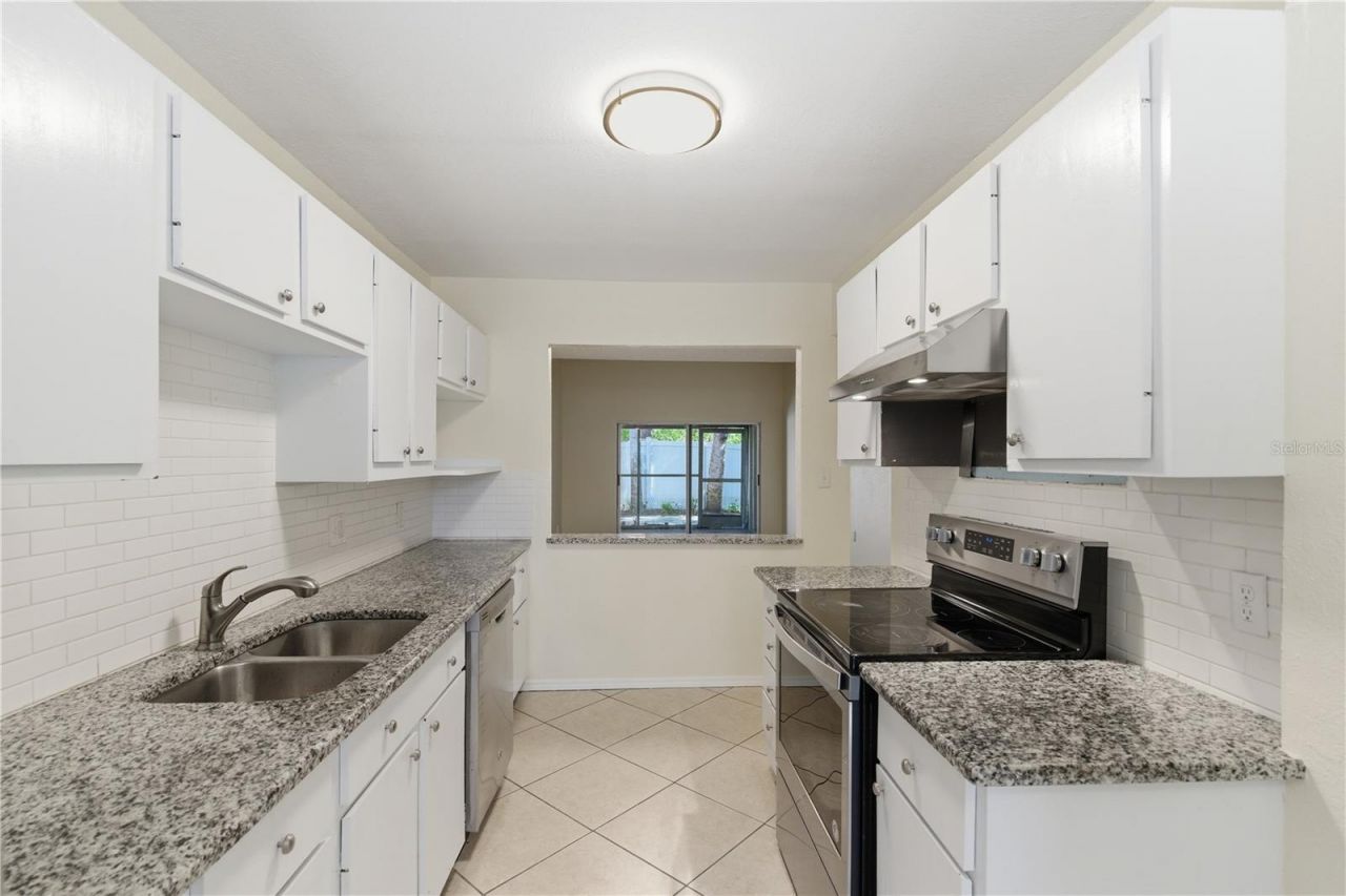 2058 Sunset Point Road , Unit 15, Clearwater, FL 33765 Photo