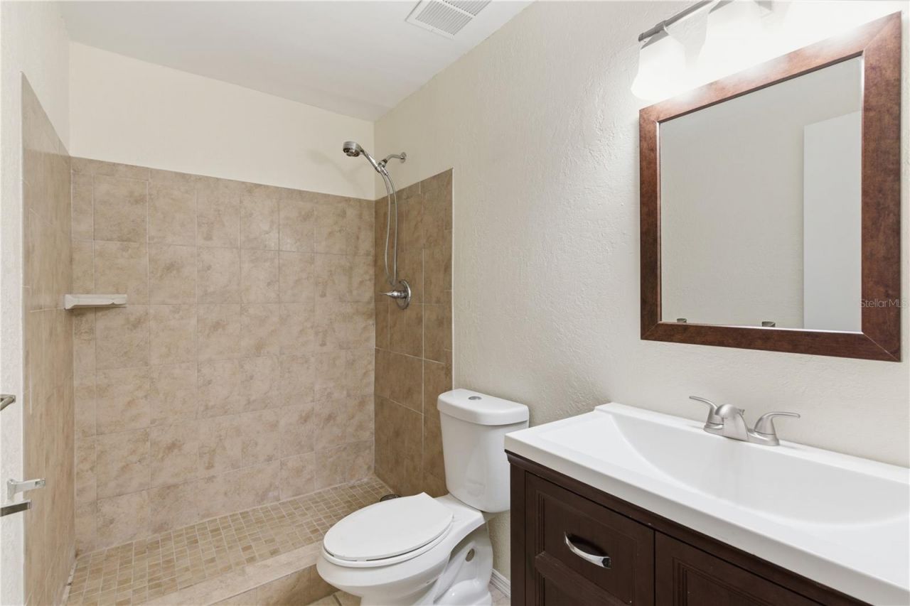 2058 Sunset Point Road , Unit 15, Clearwater, FL 33765 Photo
