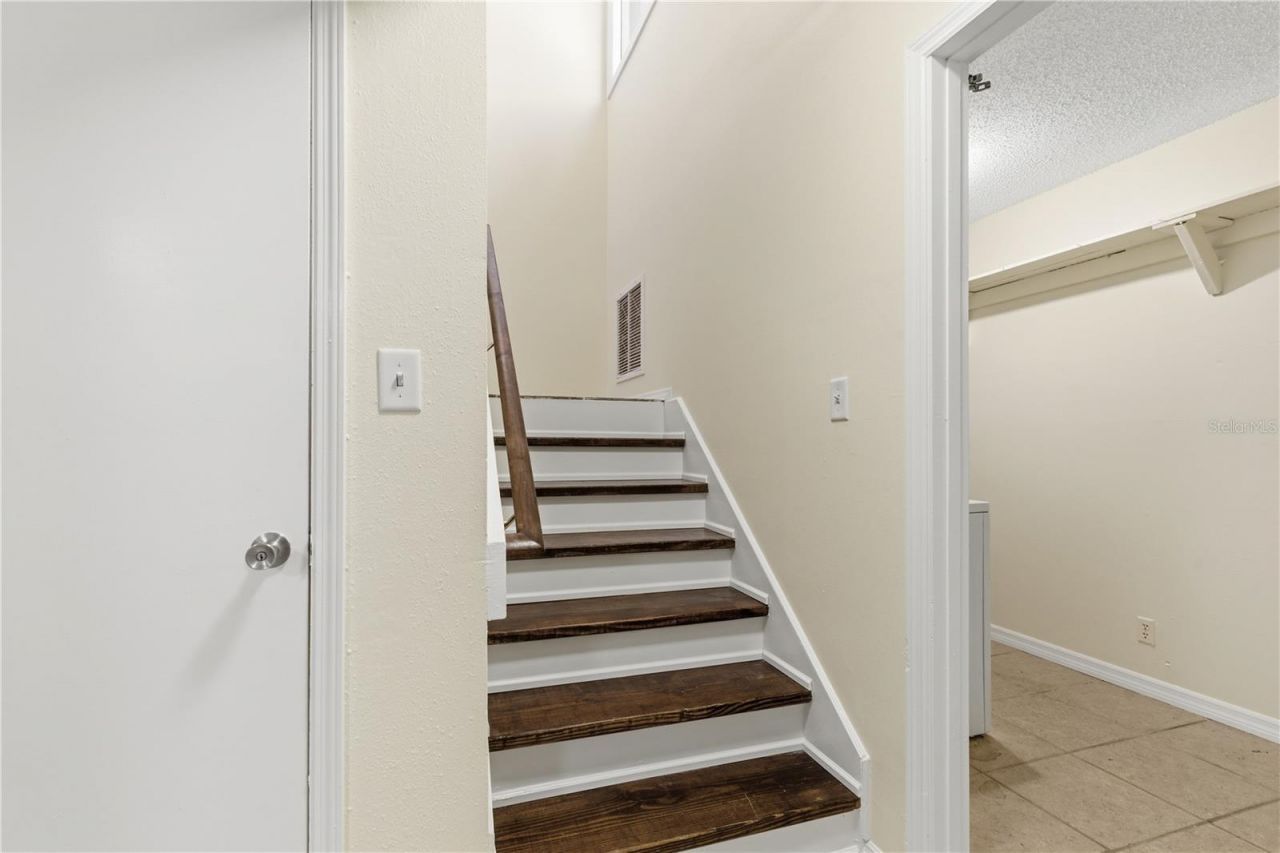 2058 Sunset Point Road , Unit 15, Clearwater, FL 33765 Photo