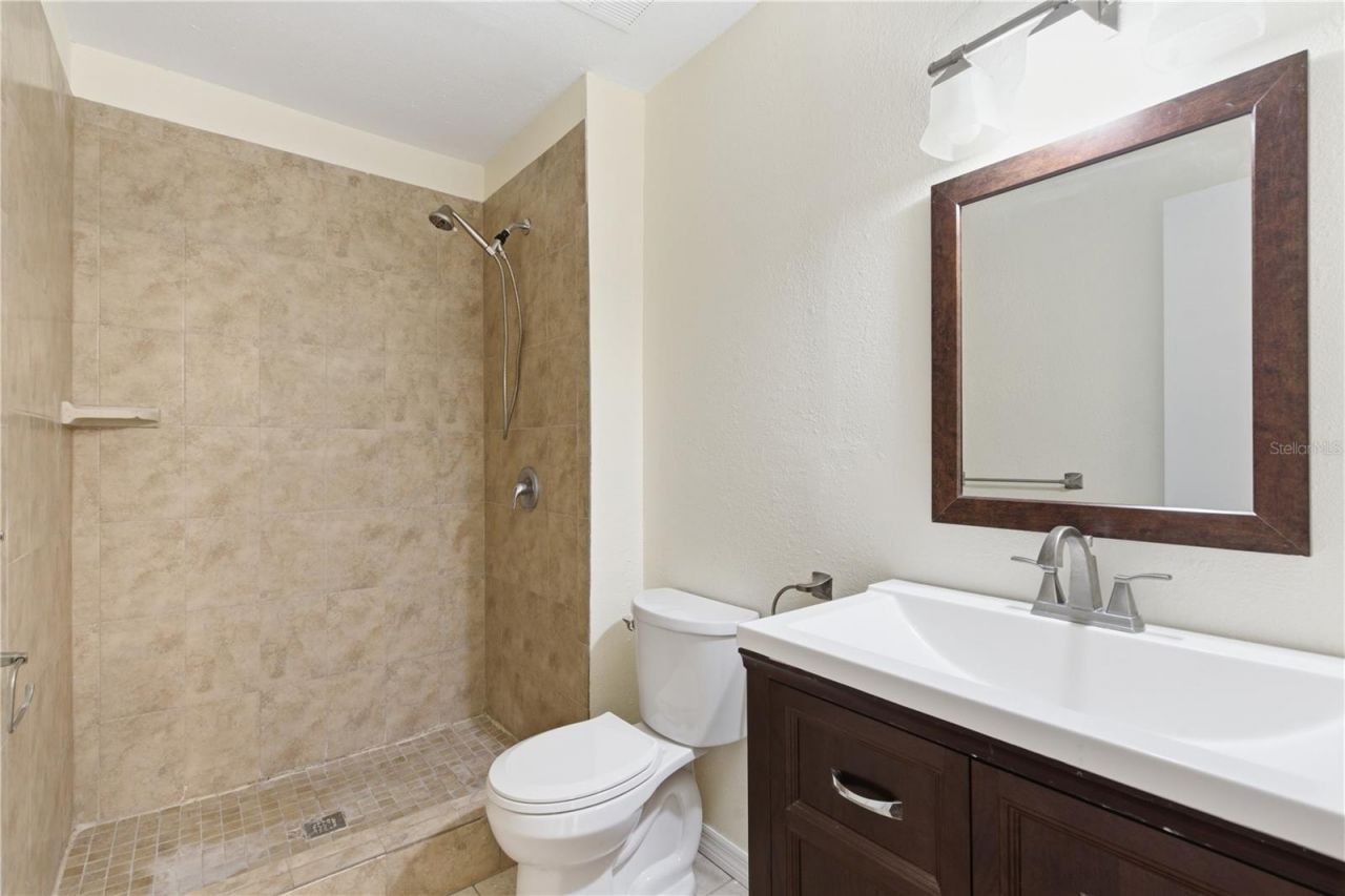 2058 Sunset Point Road , Unit 15, Clearwater, FL 33765 Photo