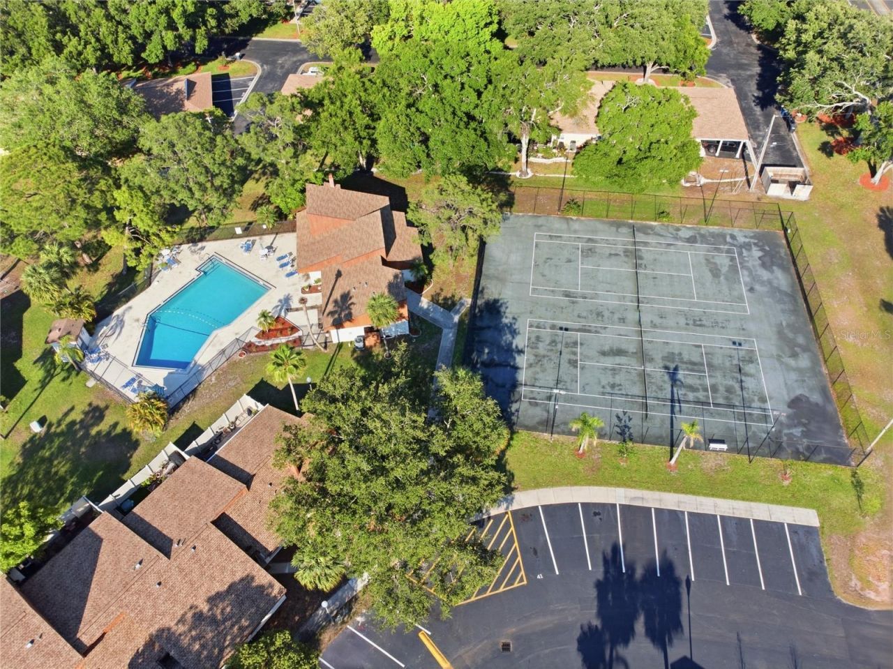 2058 Sunset Point Road , Unit 15, Clearwater, FL 33765 Photo