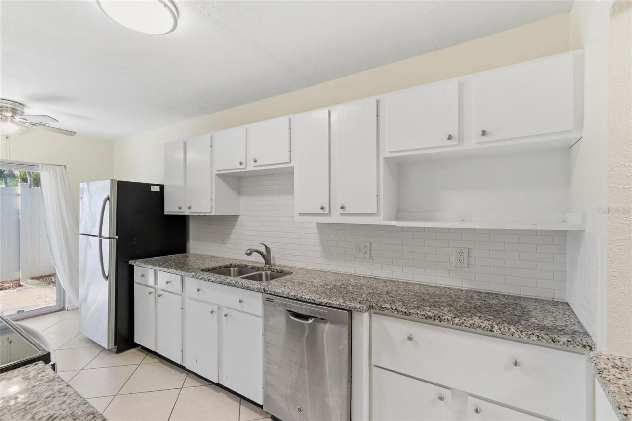 2058 Sunset Point Road , Unit 15, Clearwater, FL 33765 Photo