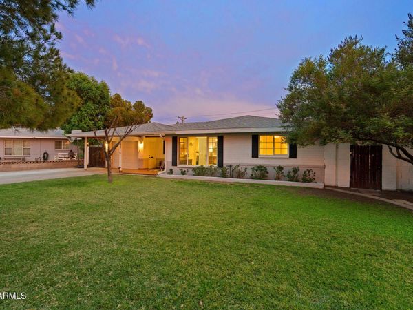 3839 E VERNON Avenue, Phoenix, AZ 85008