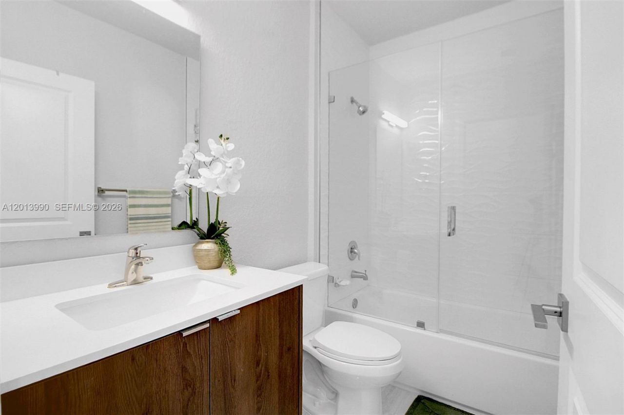 14671 SW 20th St , Miami, FL 33175 Photo