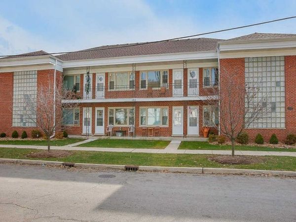 105 E Grove Street, Unit 2, Lombard, IL 60148