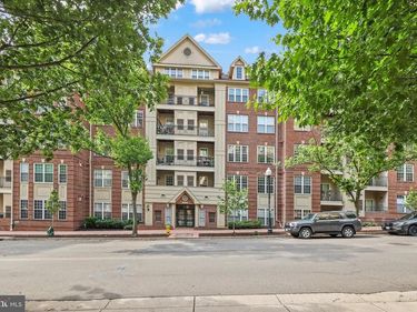 2310 14TH STREET N, Unit 2, ARLINGTON, VA 22201