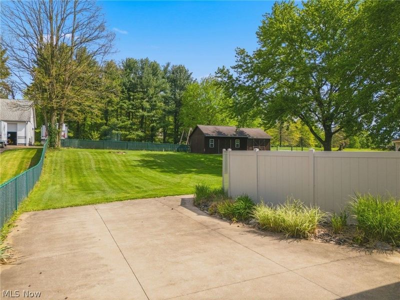 10743 Corundite Road NW, Massillon, OH 44647 Photo 28