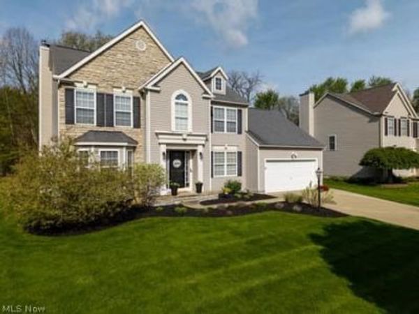 964 Kings Cross Drive , Wadsworth, OH 44281