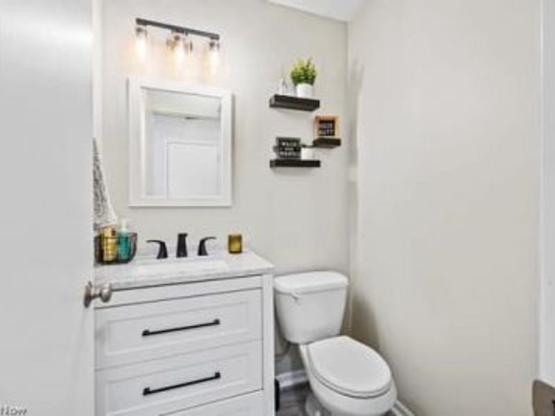 964 Kings Cross Drive, Wadsworth, OH 44281 Photo 21