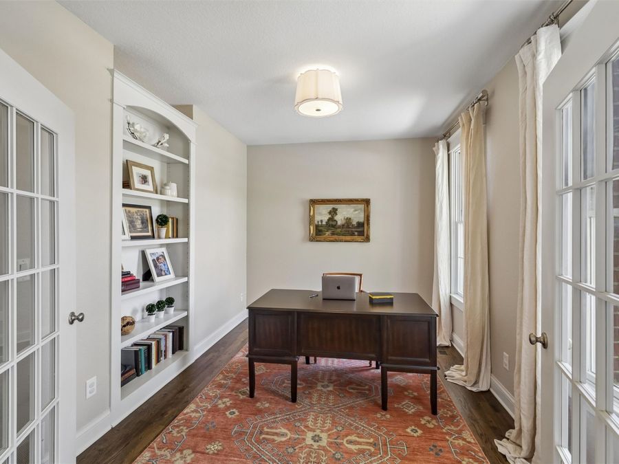 Property Image 4