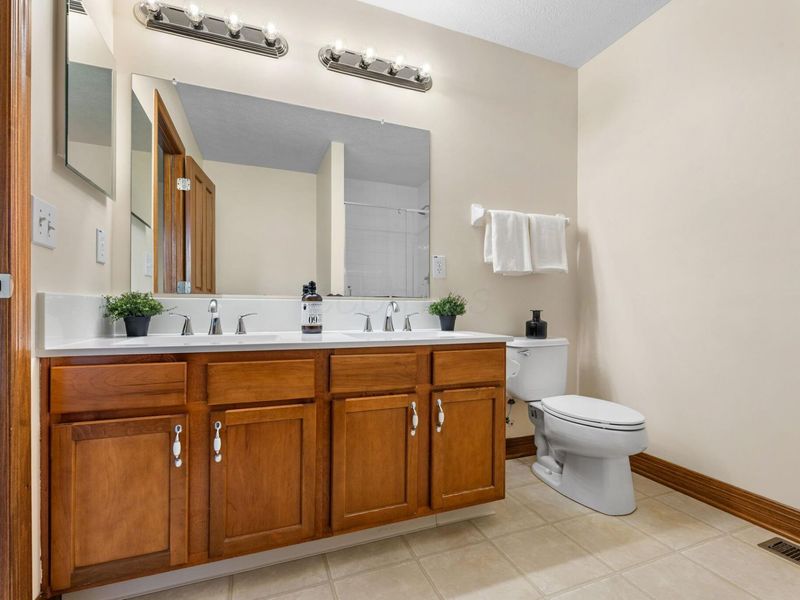 11710 Bridgewater Drive, Pickerington, OH 43147 Photo 24