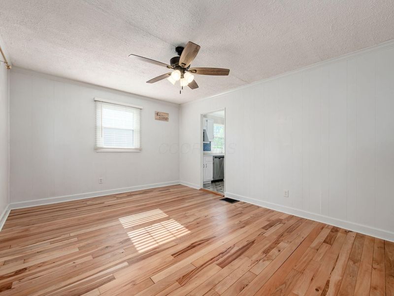 199 E Weisheimer Road, Columbus, OH 43214 Photo 3