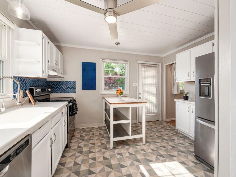 199 E Weisheimer Road, Columbus, OH 43214 Photo 7