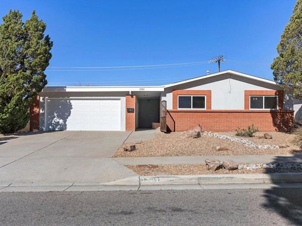 3721 Mary Ellen Street NE, Albuquerque, NM 87111