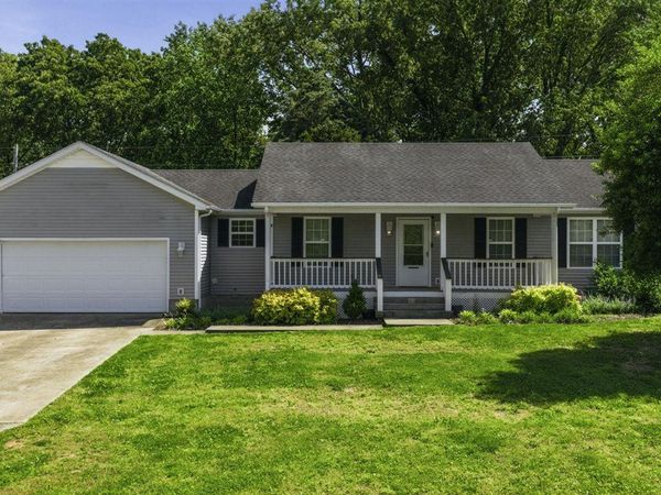 313 New Cut Road , Bowling Green, KY 42103