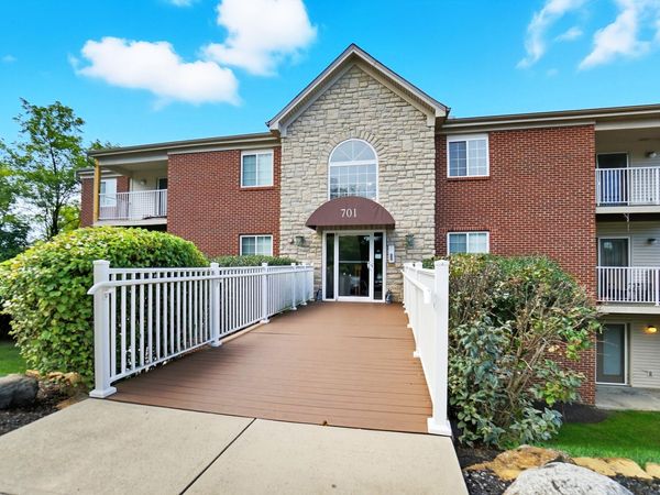701 Napa Valley Lane, Unit 2, Crestview Hills, KY 41017