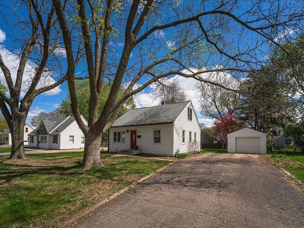 8127 1st Avenue S, Bloomington, MN 55420