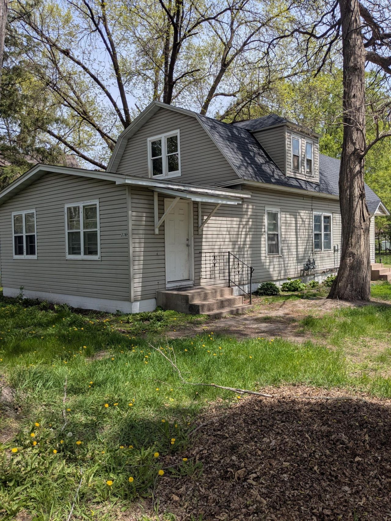 306 4th Avenue S, Princeton, MN 55371