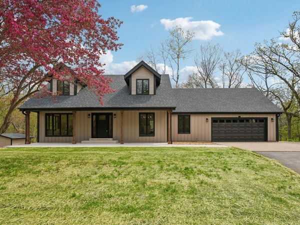 S64W35601 Piper Rd, Eagle, WI 53119