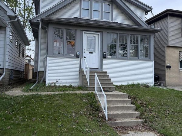 2231 S 58th St, Unit 2233, West Allis, WI 53219