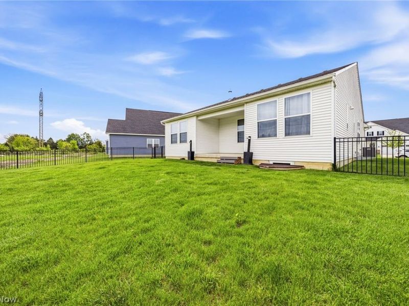 5380 Hawks Nest Circle, Sheffield Village, OH 44054 Photo 12